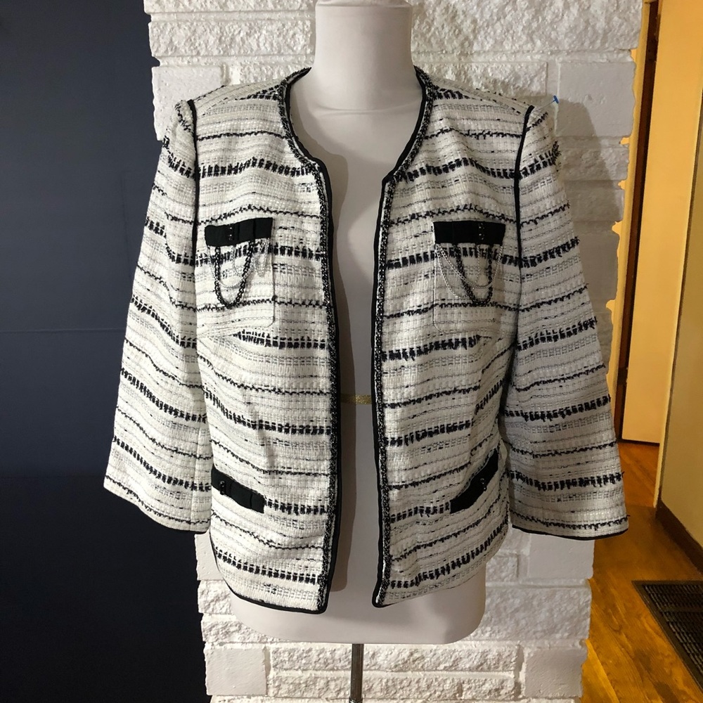 Black and white jazzy blazer